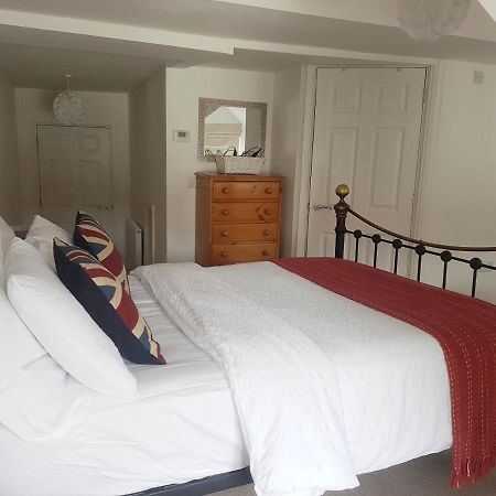 Warwick Market Place Apartment Esterno foto