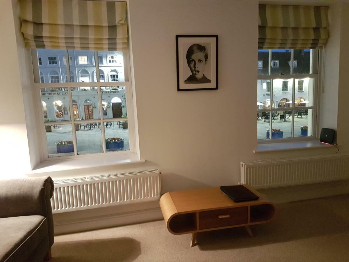 Warwick Market Place Apartment Esterno foto